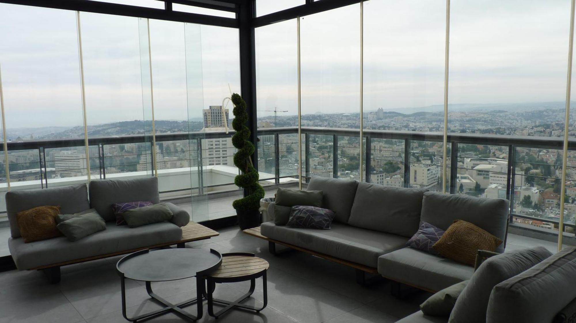 Jtower Royal Suites - The Penthouse - Alefimmoed Baitulmaqdis Luaran gambar